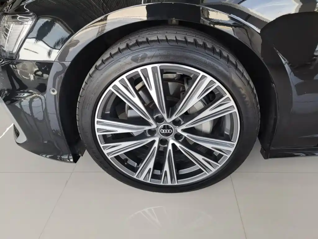 Audi A6L — миниатюра 23