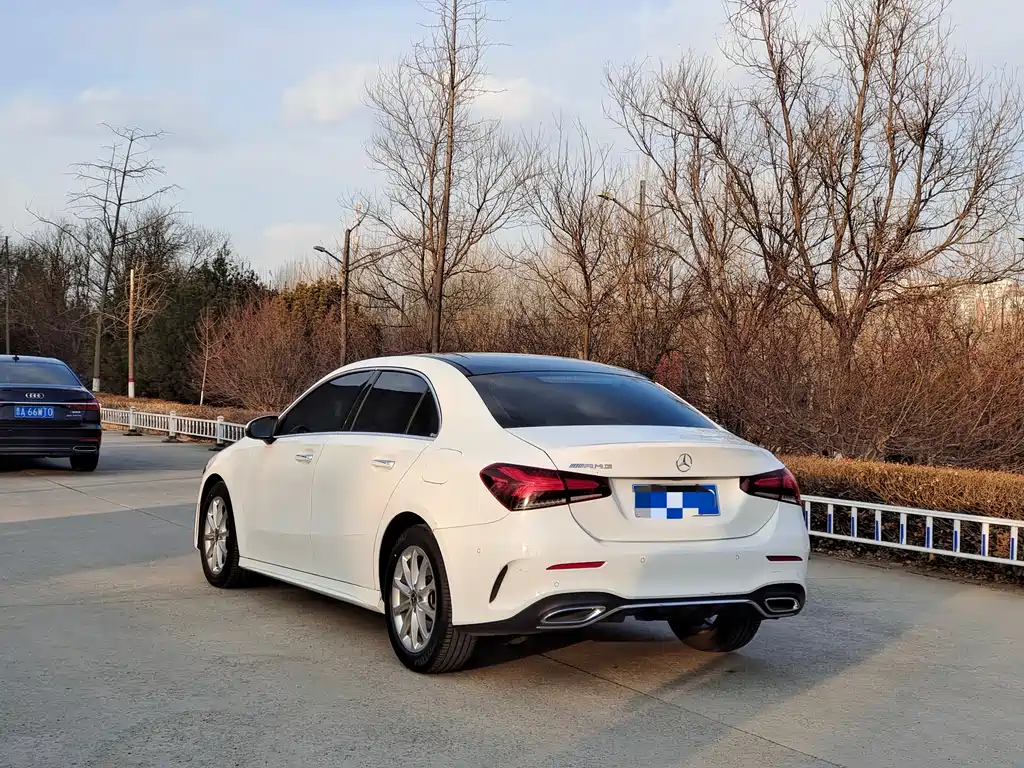 MERCEDES-BENZ A CLASS