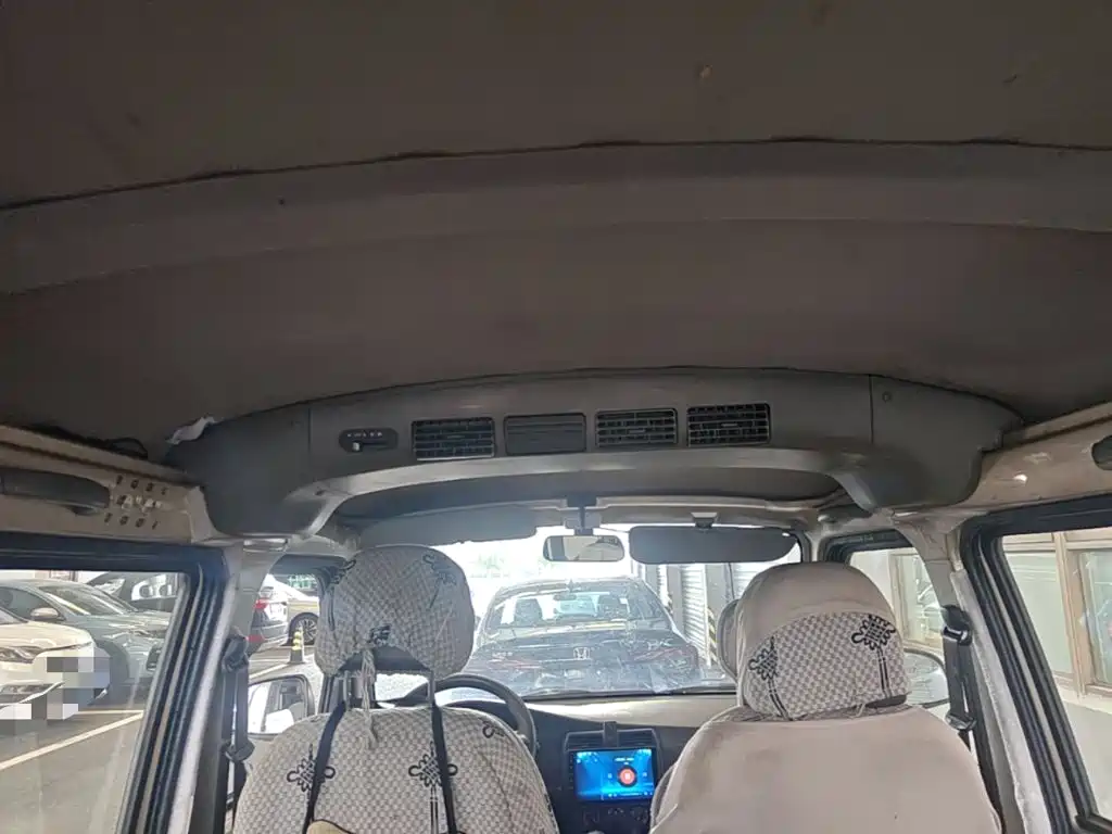 Wuling Rongguang — миниатюра 23