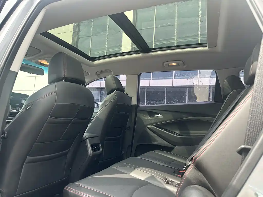 Chevrolet Volando — миниатюра 9