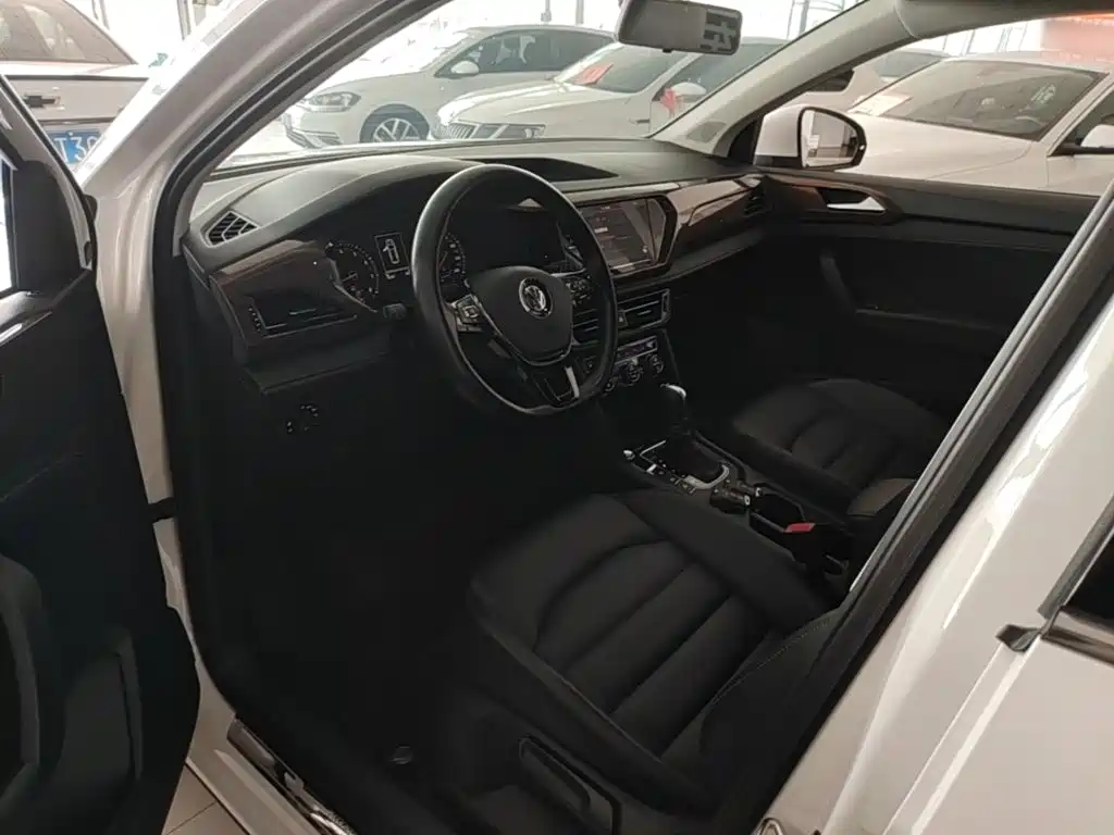 Volkswagen Tharu — миниатюра 15