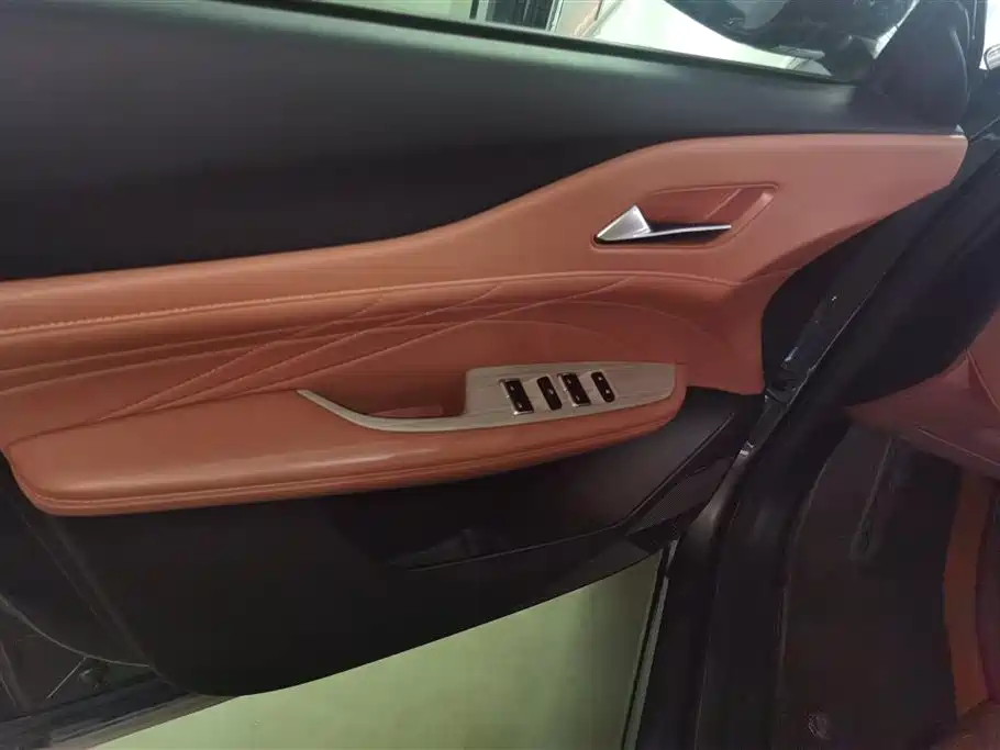 CHANGAN UNI Z NEW ENERGY