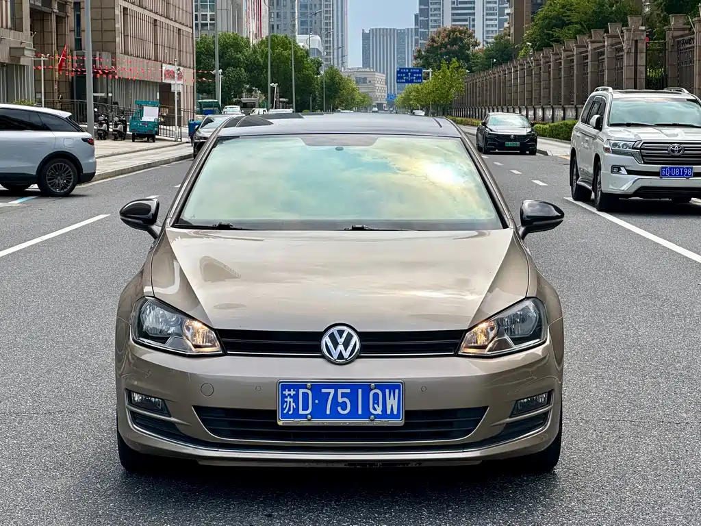 Volkswagen Golf — миниатюра 4