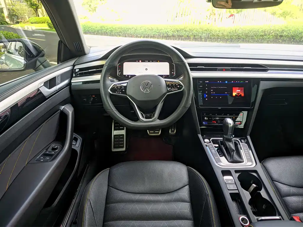 Volkswagen CC — миниатюра 9