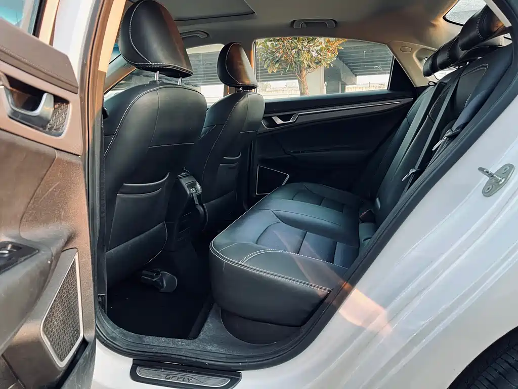 GEELY AUTOMOBILE EMGRAND GL