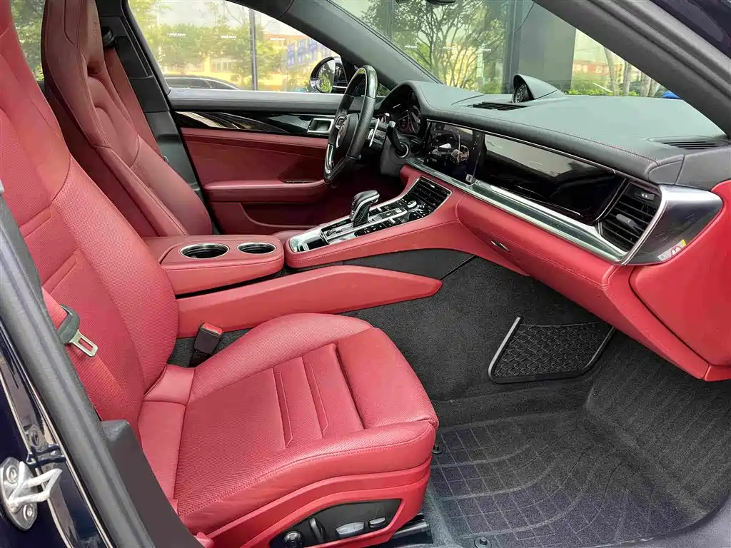 Porsche Panamera — миниатюра 9