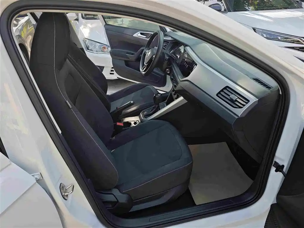 Volkswagen Polo — миниатюра 10