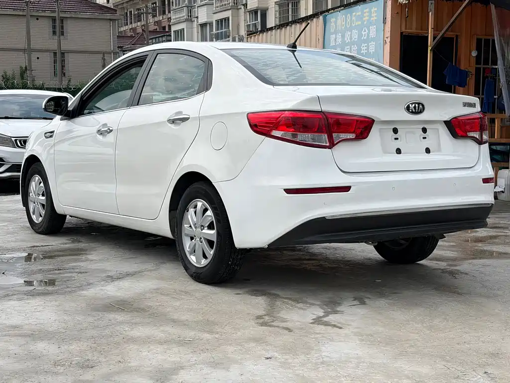 Kia K2 — миниатюра 7