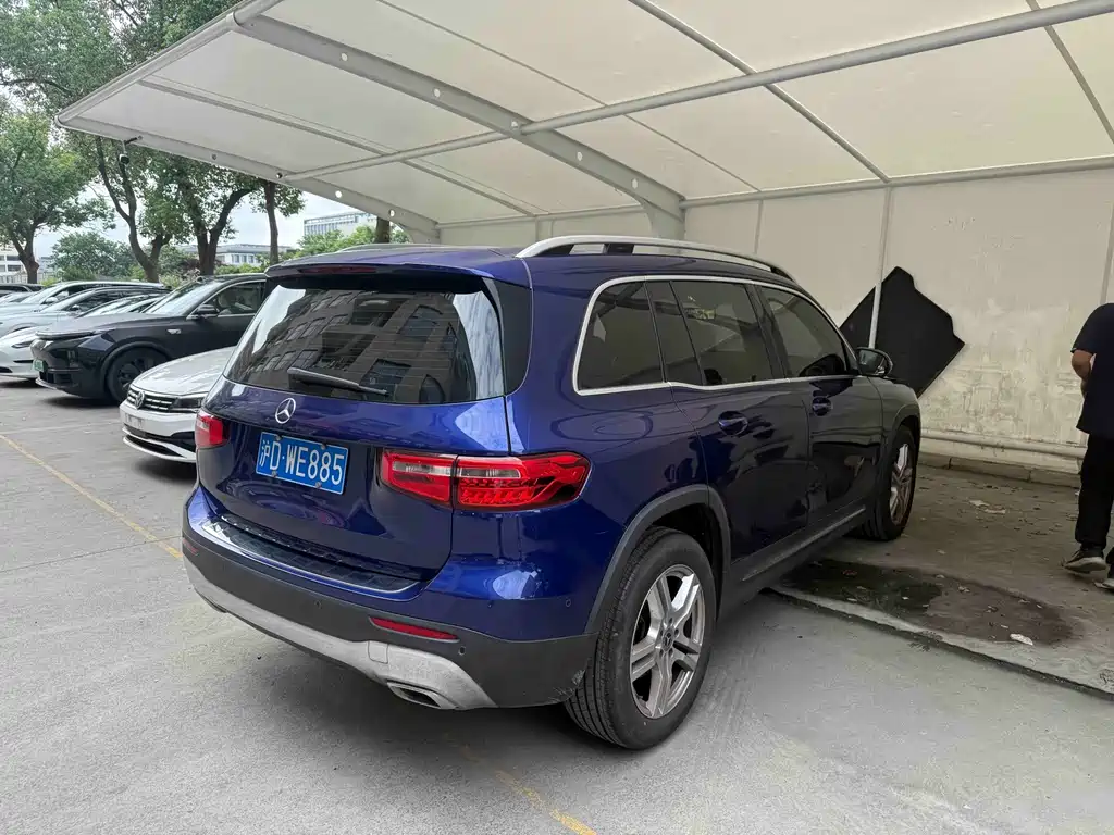 Mercedes-Benz GLB — миниатюра 9