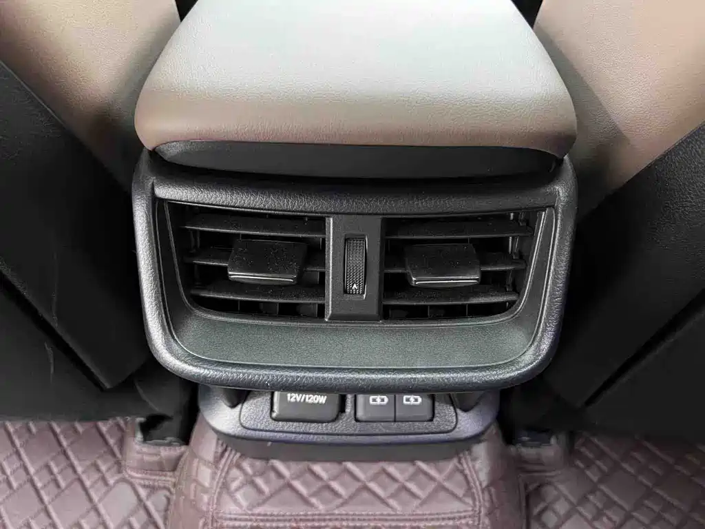 Lexus ES — миниатюра 14