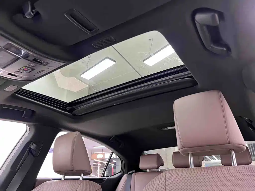 Lexus ES — миниатюра 23