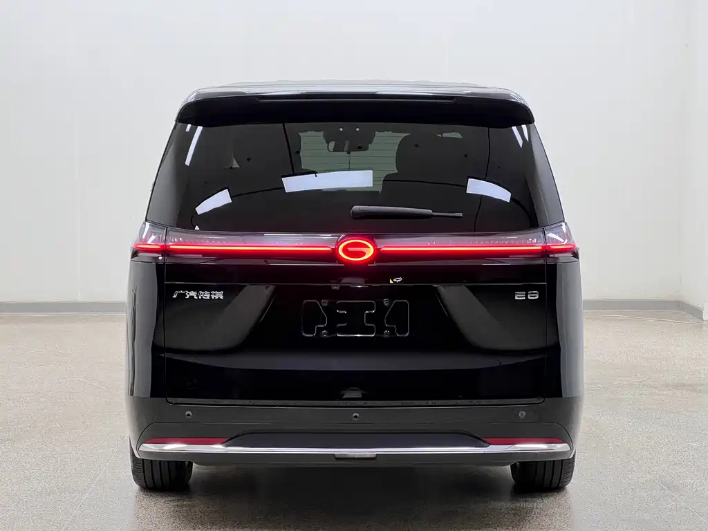 GAC Motor Trumpchi E8 PHEV — миниатюра 5