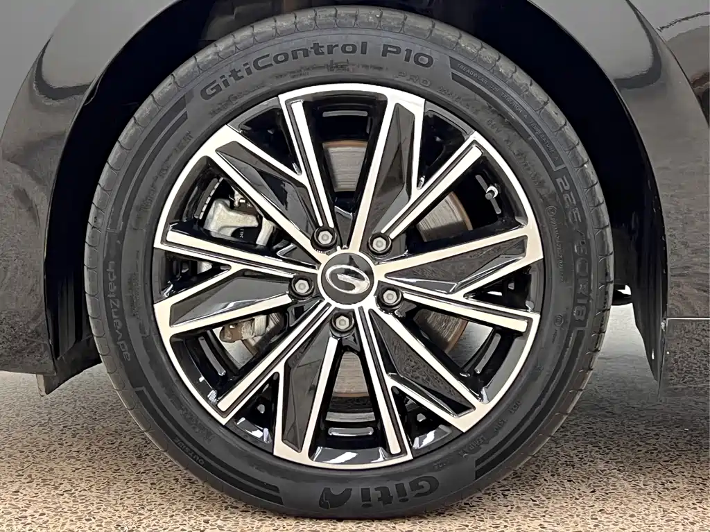 GAC Motor Trumpchi E8 PHEV — миниатюра 10
