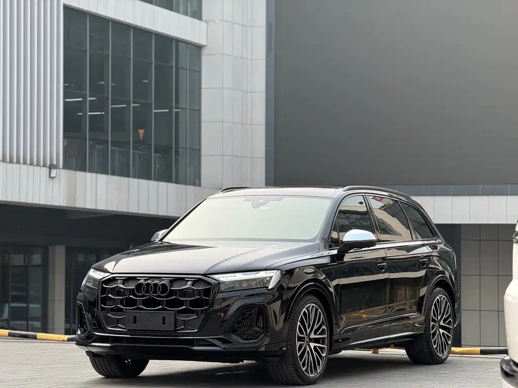 Audi SQ7 2024 4.0 TFSI
