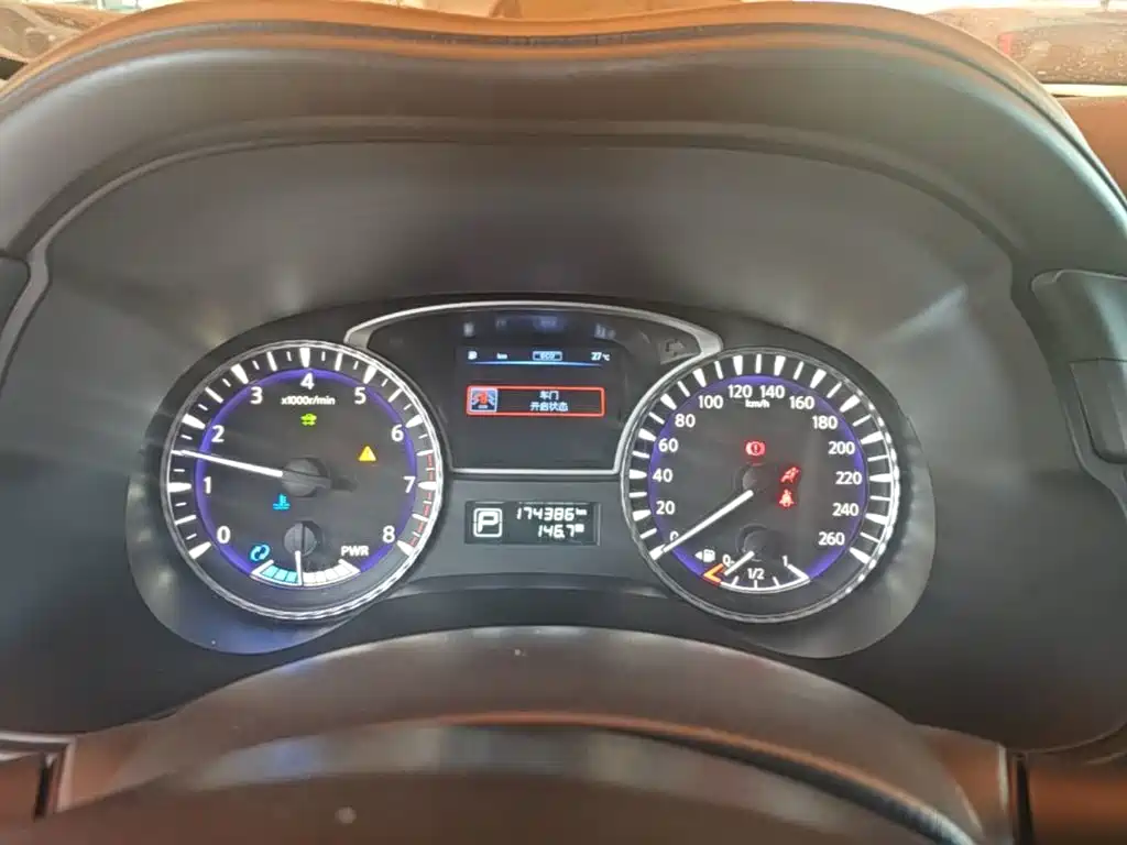 Infiniti QX60 (Import) — миниатюра 12