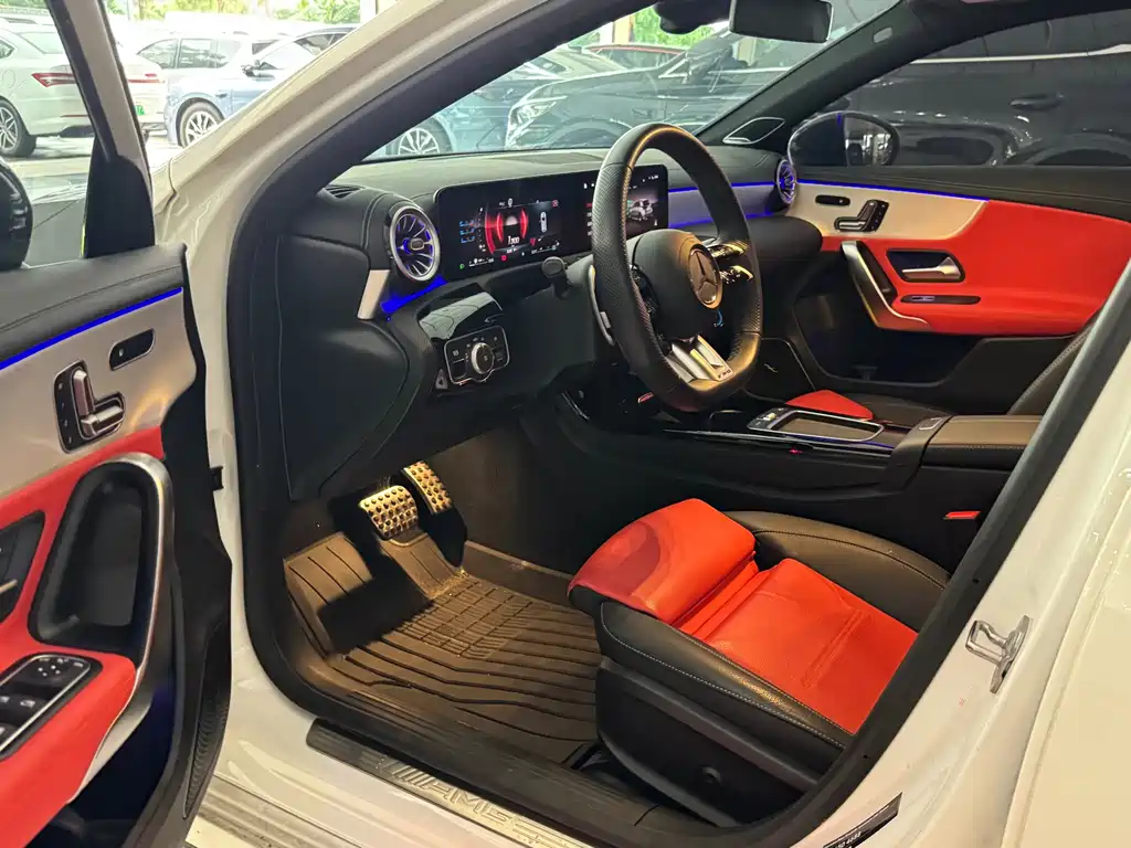 Mercedes-Benz A-Class AMG (Import) — миниатюра 9