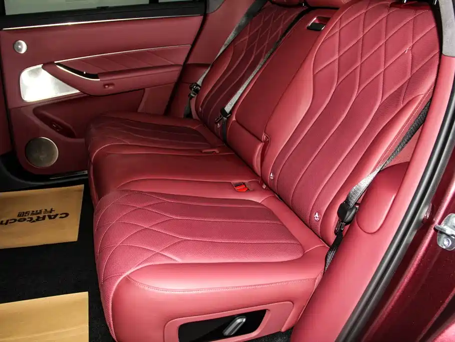 AITO AITO M8 — миниатюра 28
