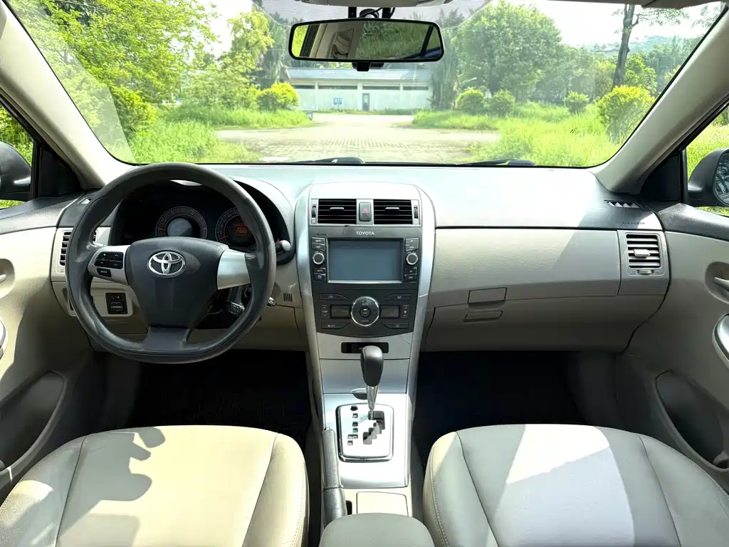 Toyota Corolla — миниатюра 14