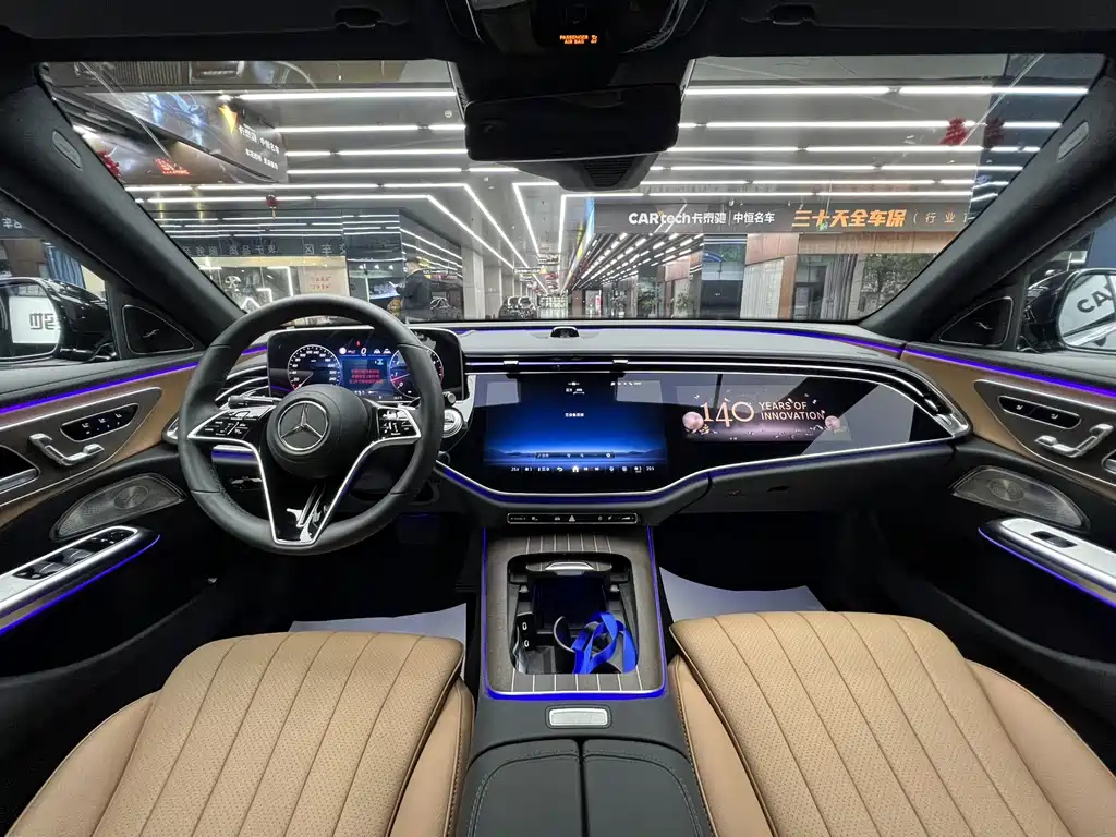 MERCEDES-BENZ E CLASS