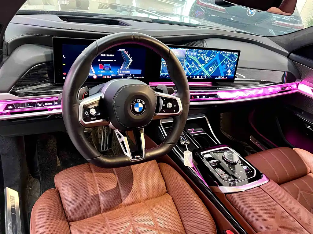 BMW 7 Series — миниатюра 5