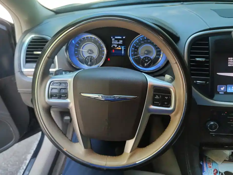 Chrysler 300C — миниатюра 15