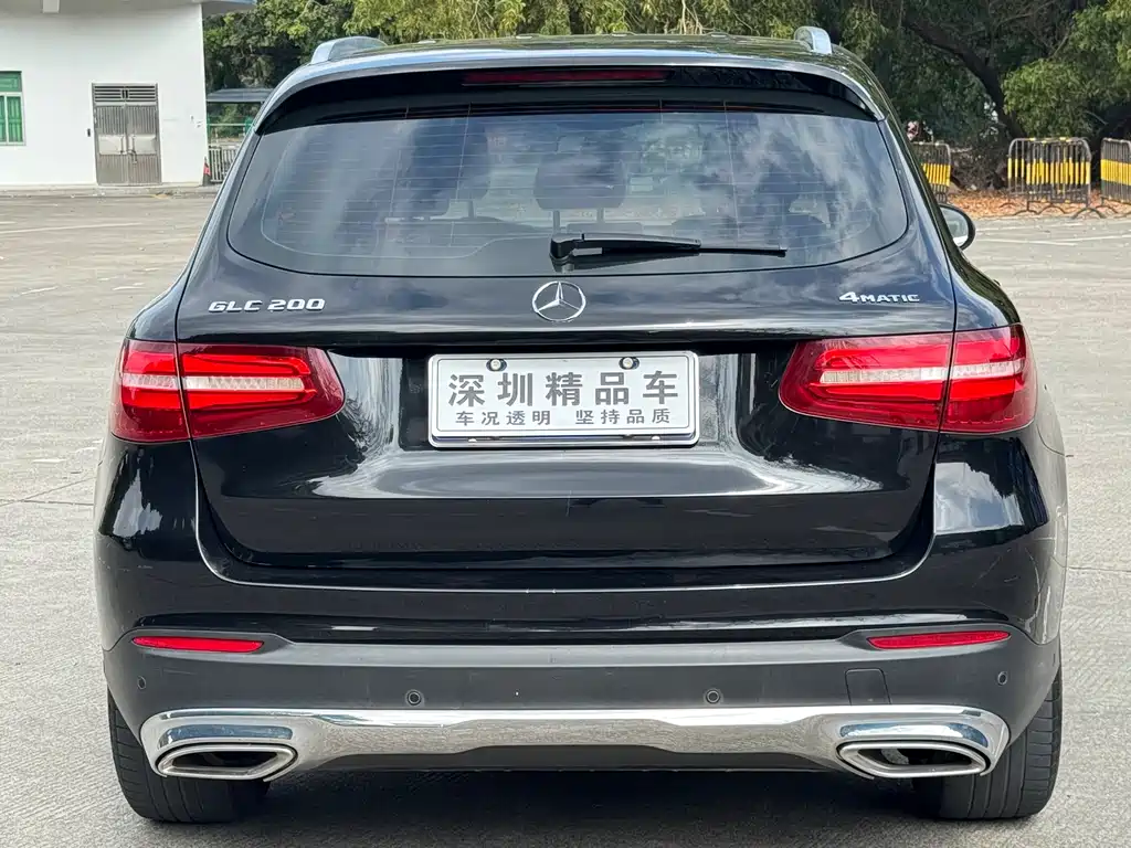 MERCEDES-BENZ GLC