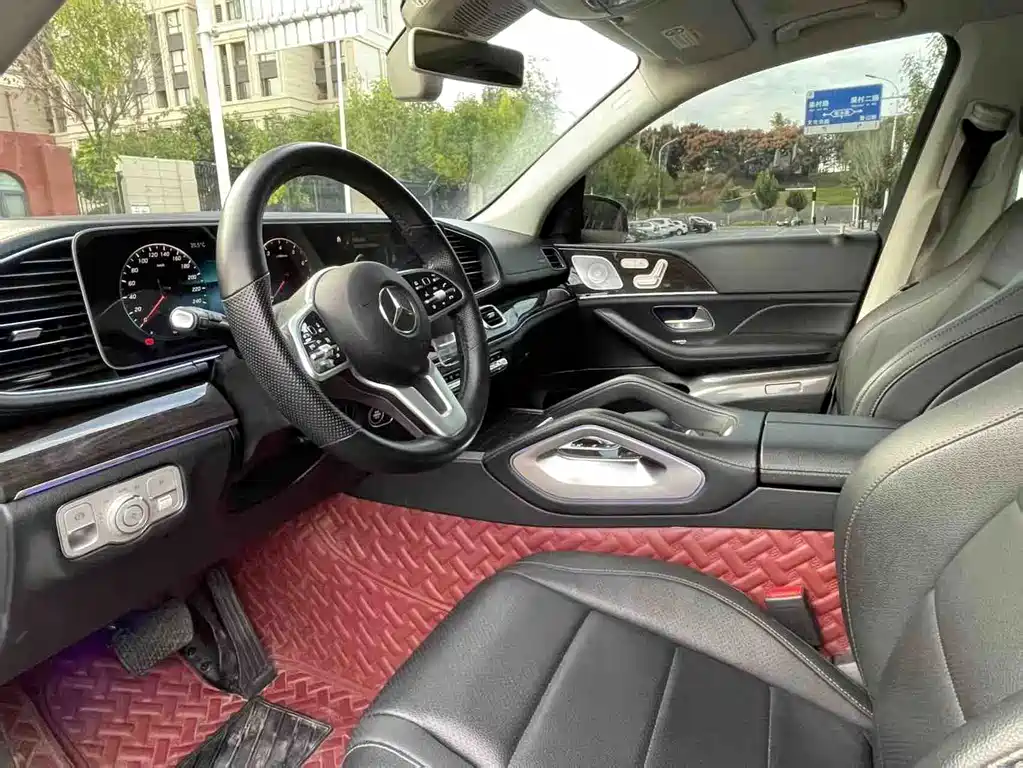 Mercedes-Benz GLE (Import) — миниатюра 5