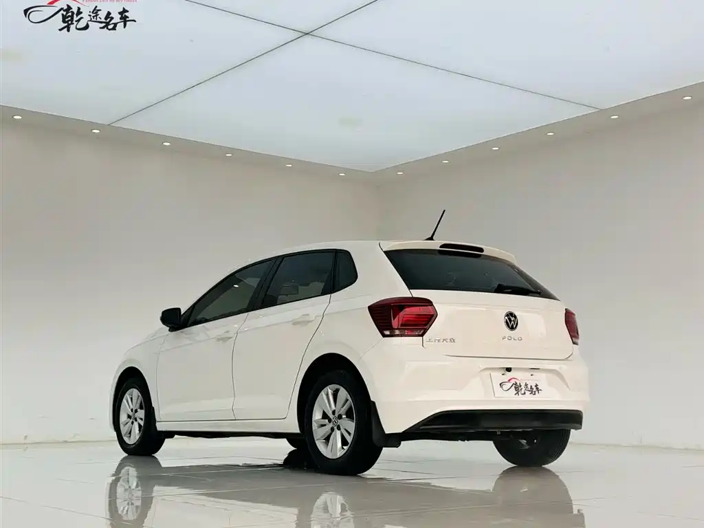 Volkswagen Polo 2021 Plus 1.5L AT