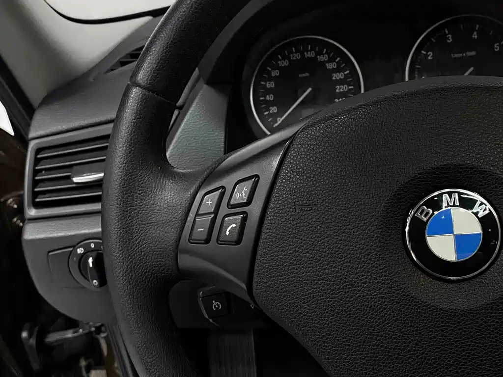BMW X1 (Import) — миниатюра 20