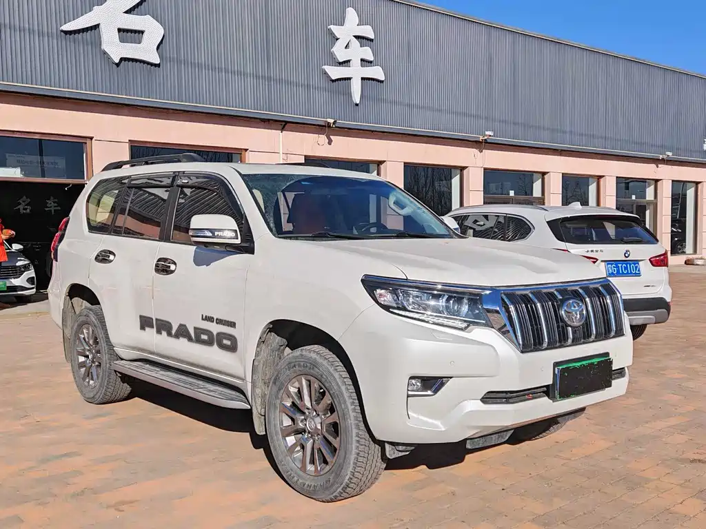 TOYOTA PRADO