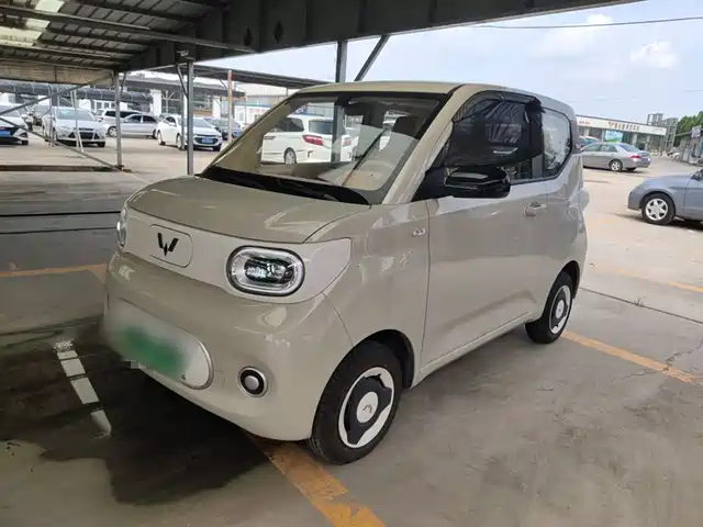 WULING AUTOMOBILE HONGGUANG MINIEV 2025
