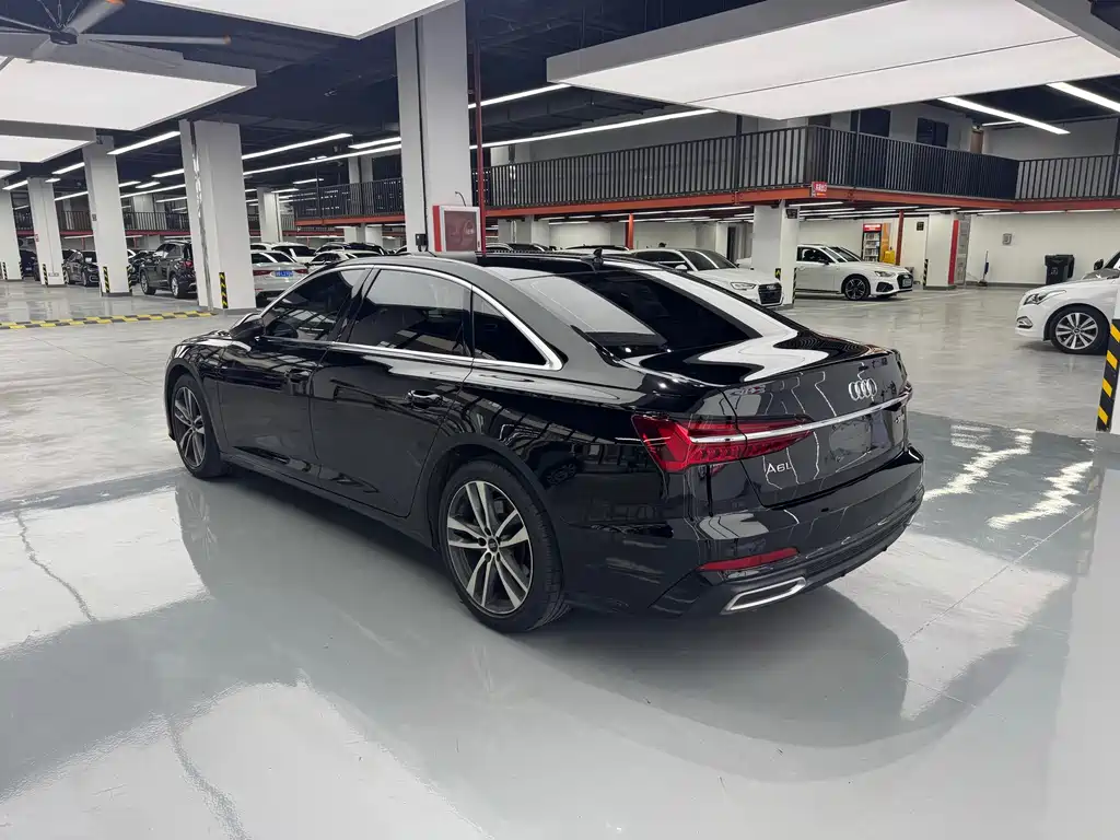 Audi A6L — миниатюра 12