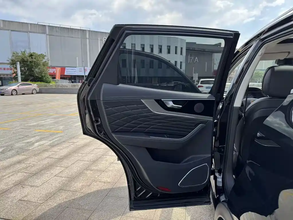 Hongqi Hongqi HS5 — миниатюра 14