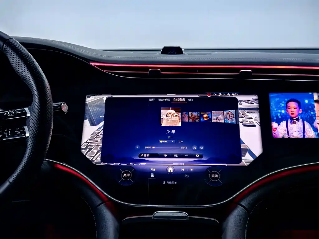 MERCEDES-BENZ EQE SUV