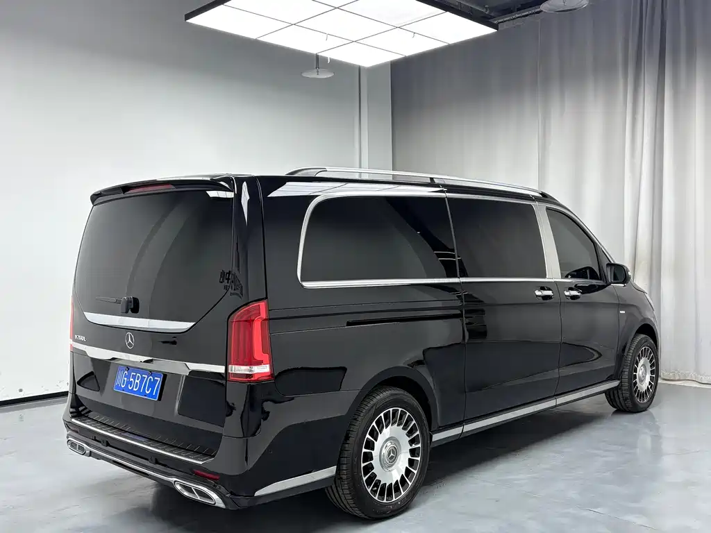 MERCEDES-BENZ V CLASS