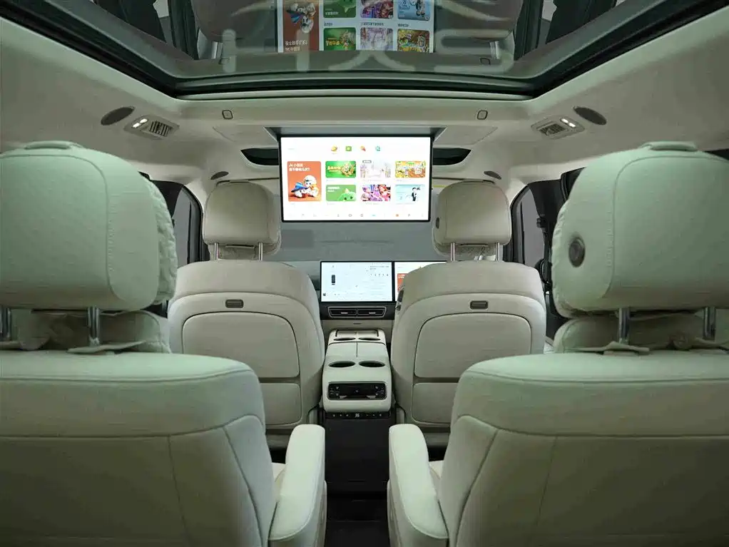 Li Auto Li MEGA — миниатюра 19