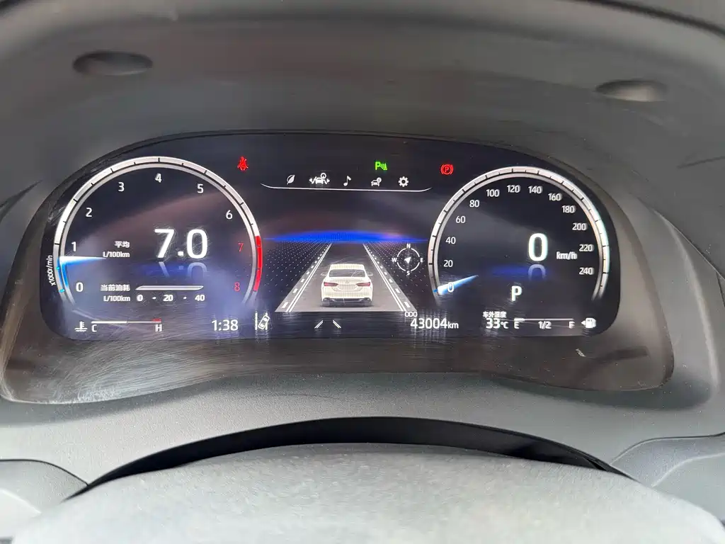 Toyota Camry — миниатюра 21