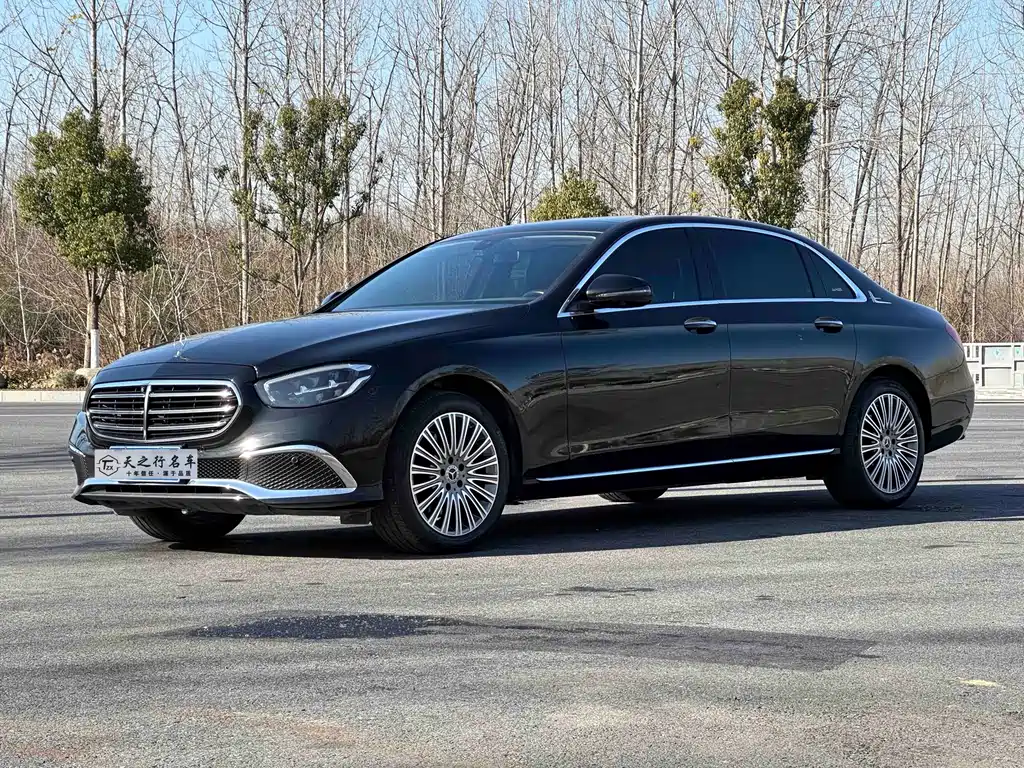 Mercedes-Benz E-Class 2022