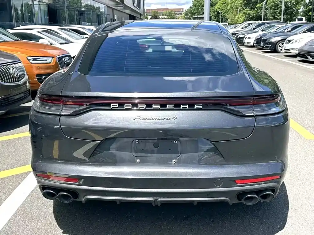 Porsche Panamera Hybrid — миниатюра 9