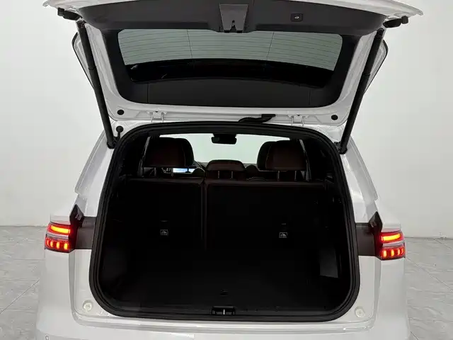 GEELY AUTOMOBILE XINGYUE L