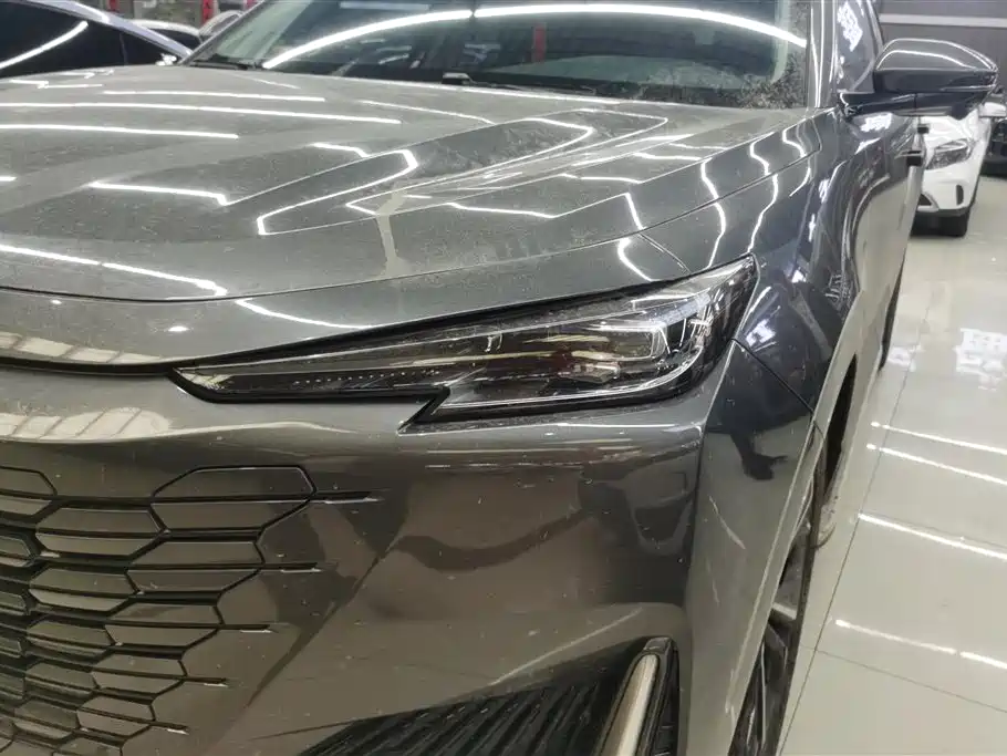 CHANGAN UNI K SMART IDD