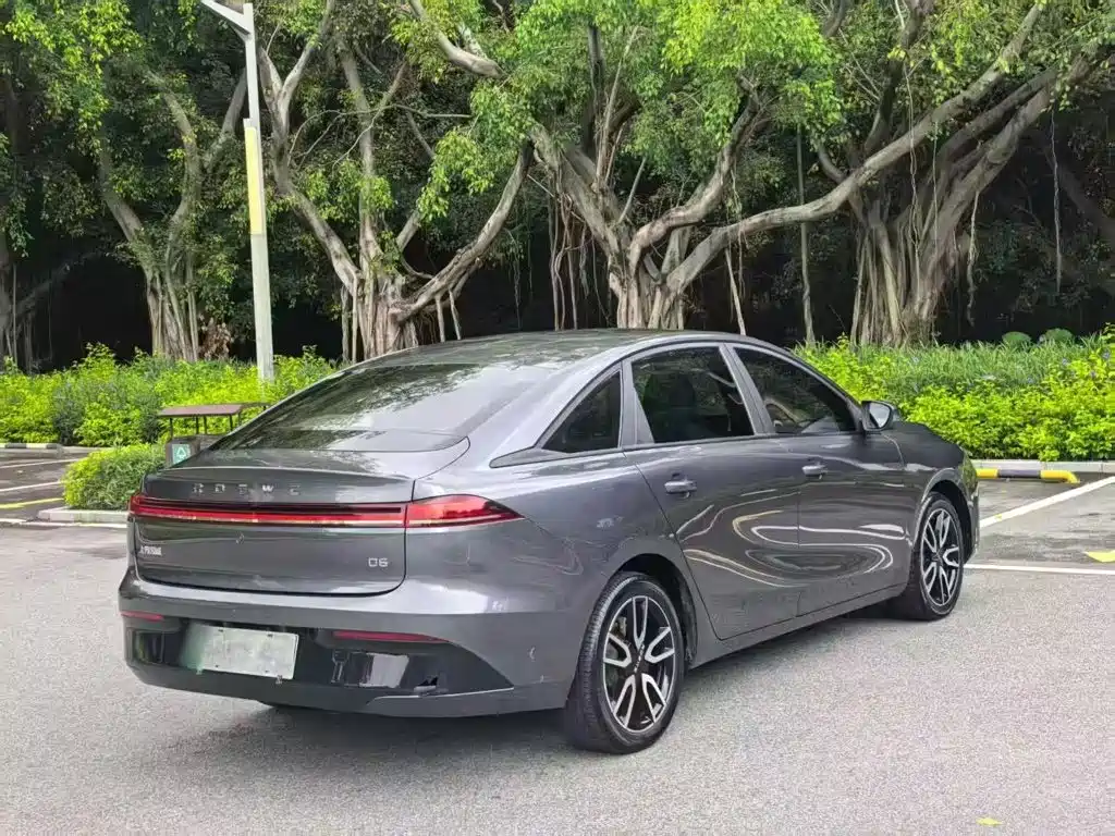 Roewe Young Wai D6 — миниатюра 7