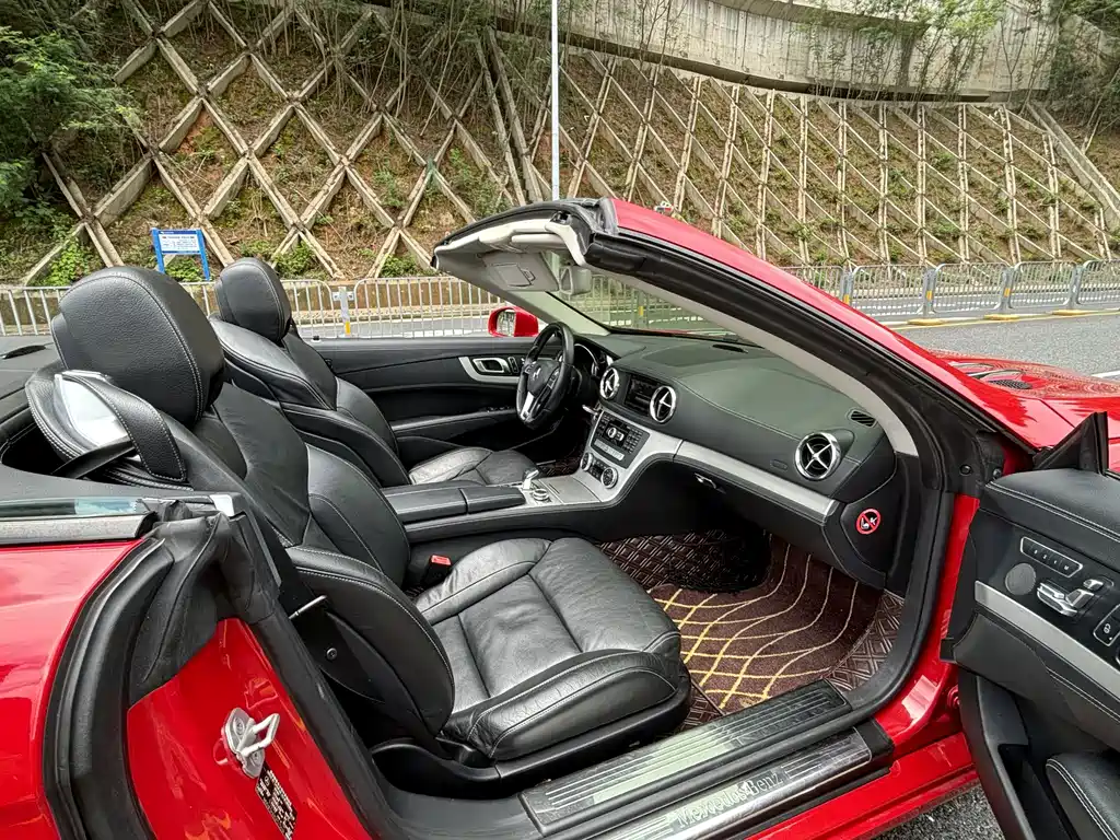 Mercedes-Benz SL-Class — миниатюра 7
