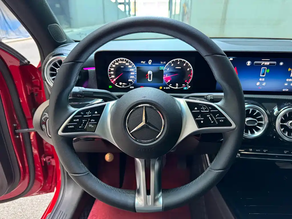 MERCEDES-BENZ A CLASS