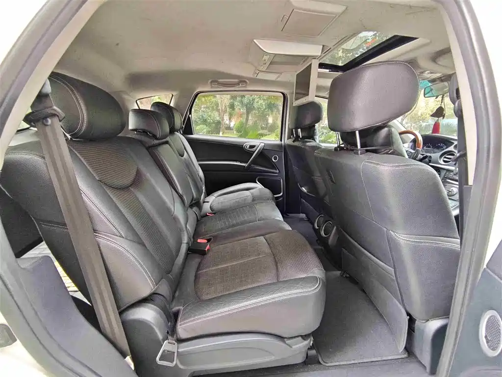Luxgen 7 SUV 2012 2.2T