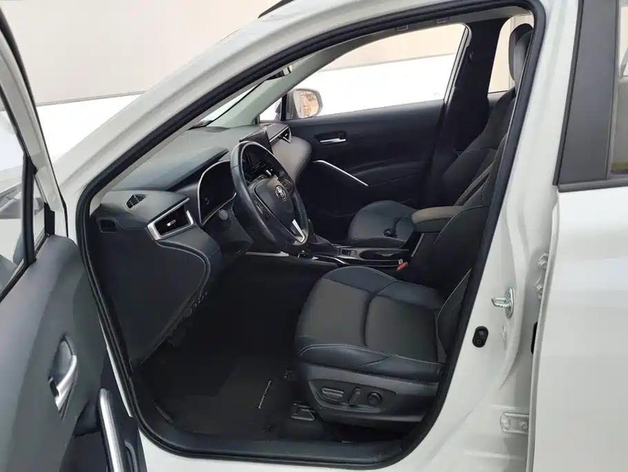 Toyota Frontlander — миниатюра 9