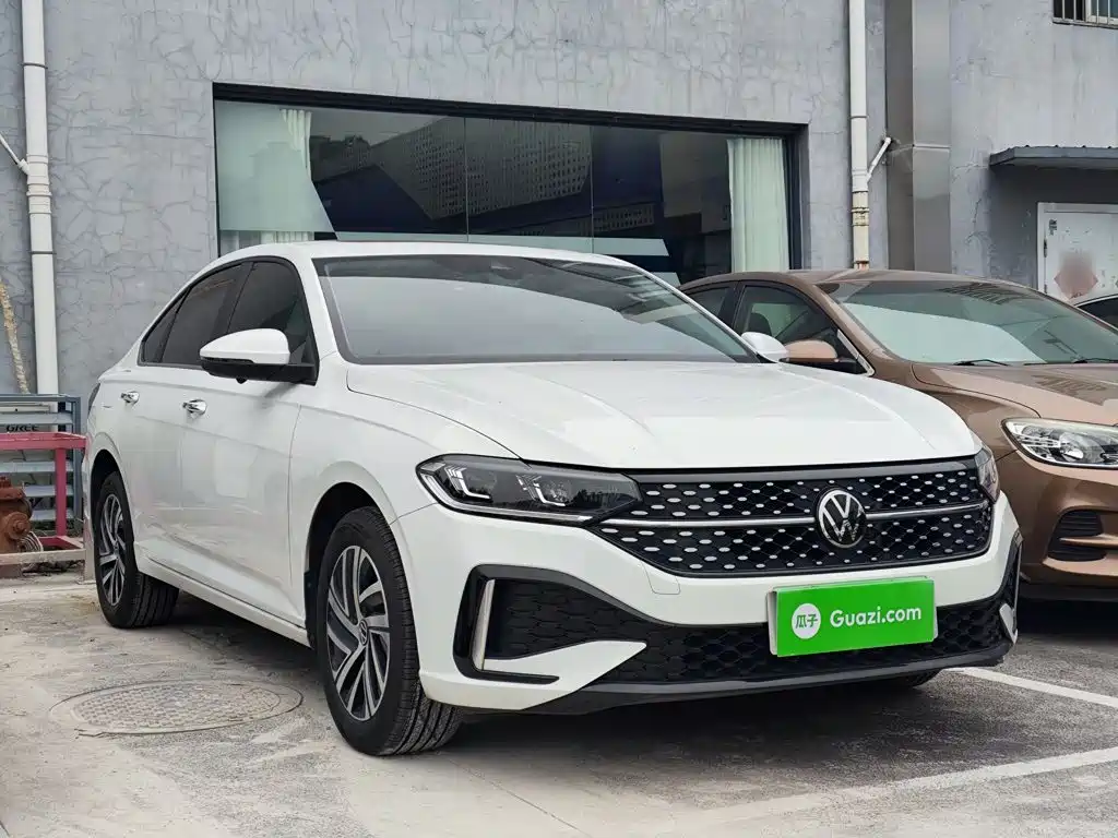 Volkswagen Lavida — миниатюра 4