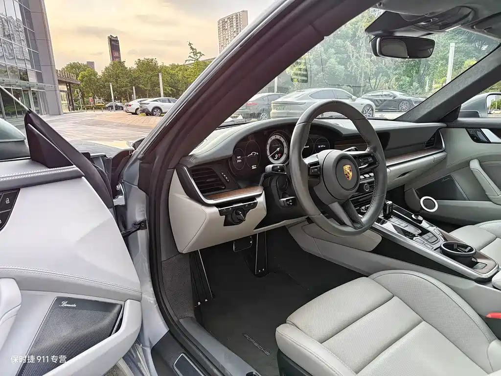 Porsche 911 — миниатюра 8