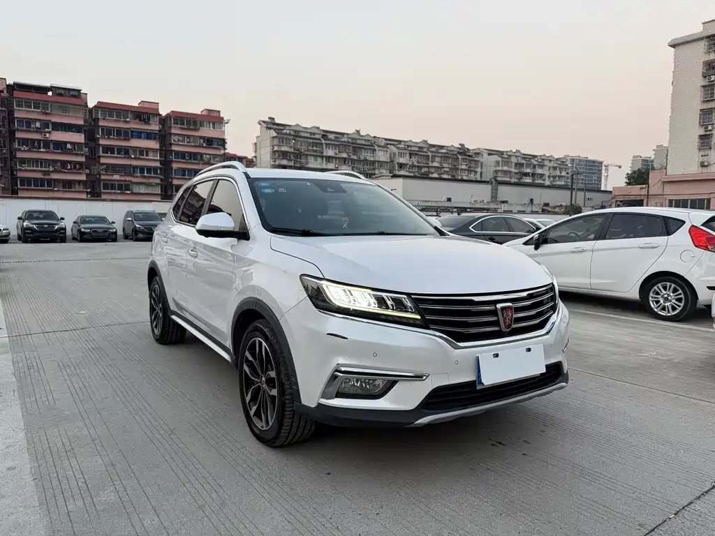 ROEWE RX5