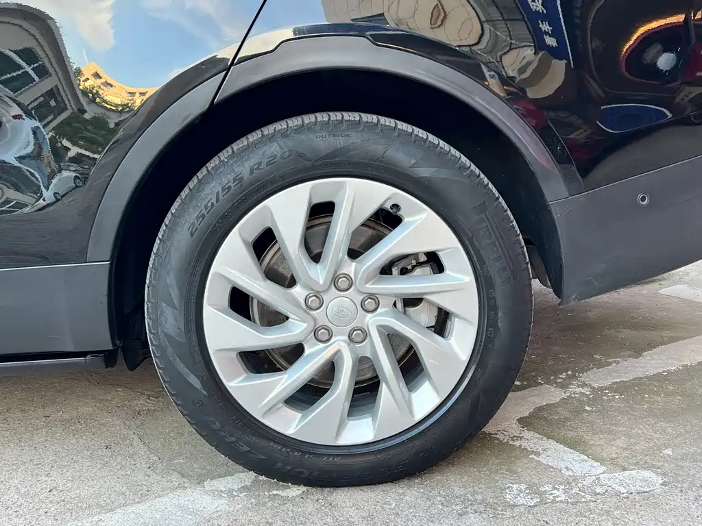 Land Rover Discovery — миниатюра 39